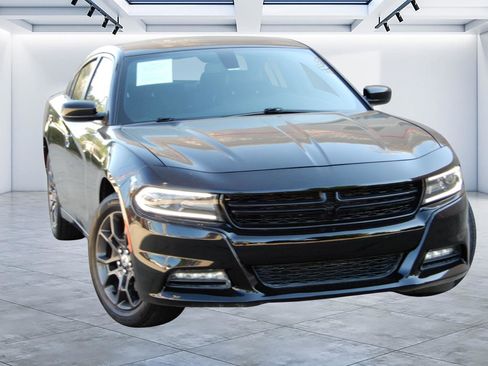 Used 2018 Dodge Charger GT image 1
