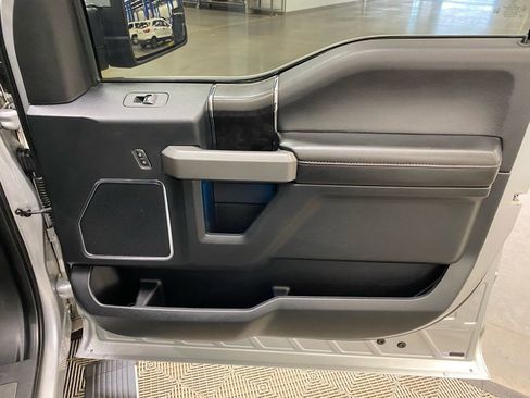 Used 2019 Ford F150 Platinum w/ Technology Package image 18