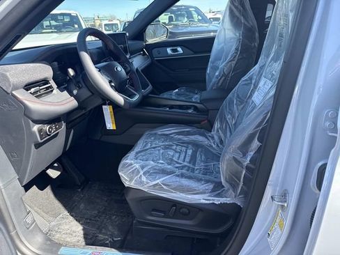 New 2026 Ford Explorer ST-Line image 9