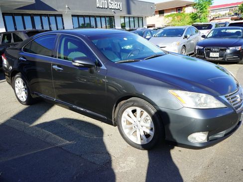 Used 2011 Lexus ES 350 FWD image 3