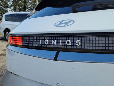 New 2026 Hyundai Ioniq 5 Limited image 6