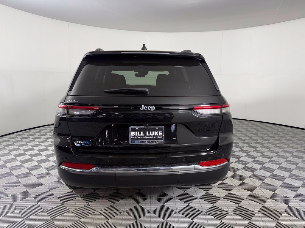 Used 2024 Jeep Grand Cherokee Limited 4xe AWD/4WD image 8