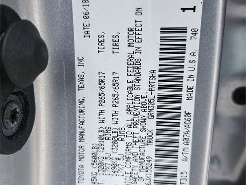 Used 2018 Toyota Tacoma TRD Sport image 43