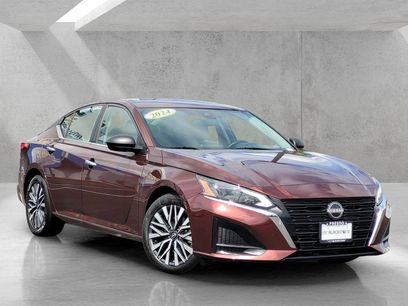 Used 2024 Nissan Altima 2.5 SV