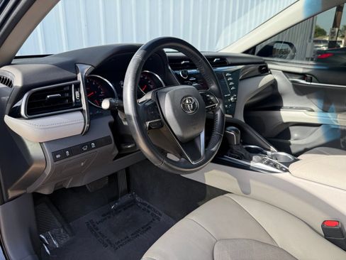 Used 2020 Toyota Camry XSE w/ Carpet Mat Package FWD image 17
