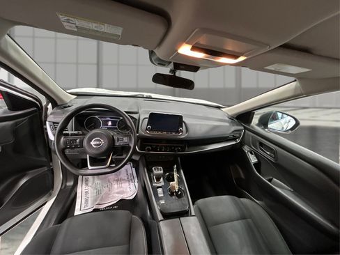 Used 2024 Nissan Rogue S image 24