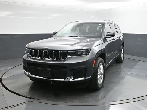 Used 2021 Jeep Grand Cherokee L Laredo w/ Luxury Tech Group I image 30