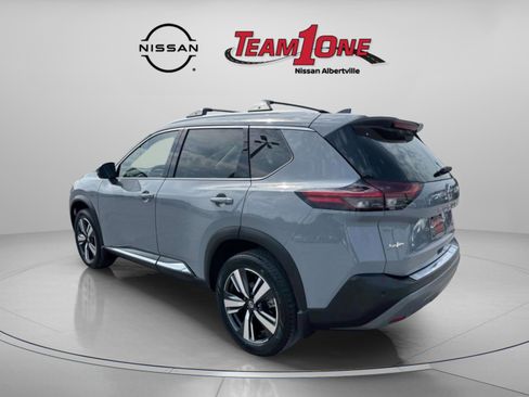 Used 2021 Nissan Rogue SL w/ Premium Package FWD image 5