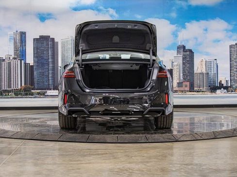 New 2026 BMW 550e xDrive w/ Premium Package image 12