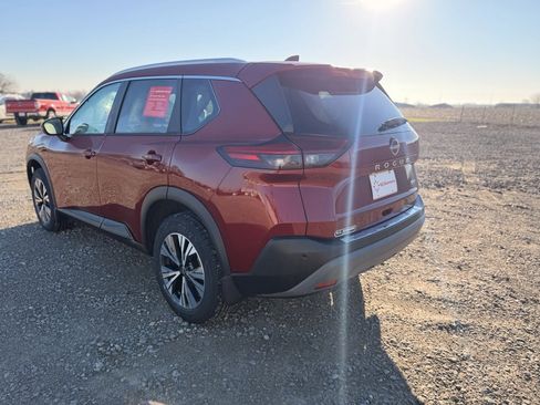 Certified 2023 Nissan Rogue SV w/ SV Premium Package image 7