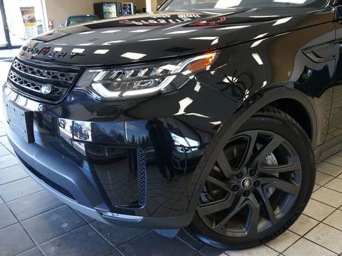 Used 2020 Land Rover Discovery HSE image 25