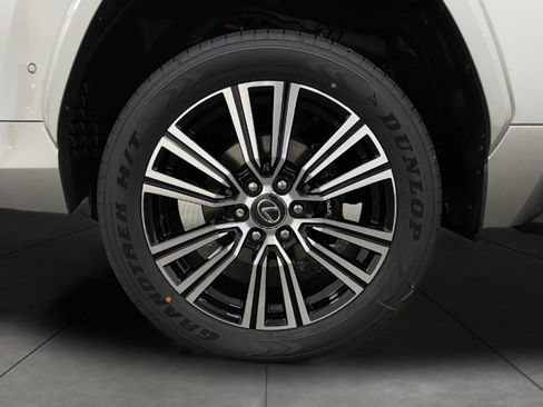 New 2026 Lexus LX 700h Luxury AWD/4WD image 12