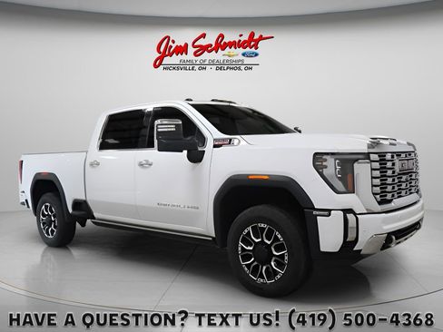 Used 2025 GMC Sierra 2500 Denali w/ Denali Reserve Package AWD/4WD image 1