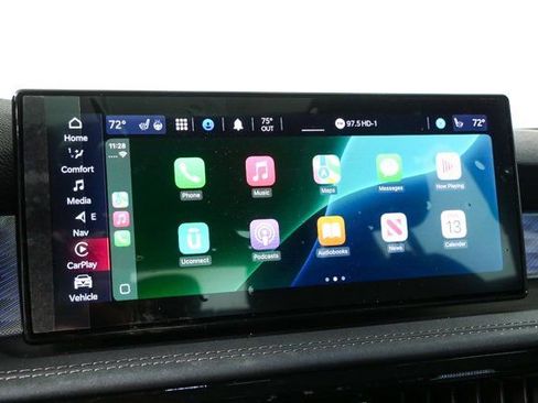 Used 2024 Alfa Romeo Tonale Ti image 4