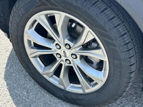Used 2020 Ford Explorer Limited AWD/4WD image 8