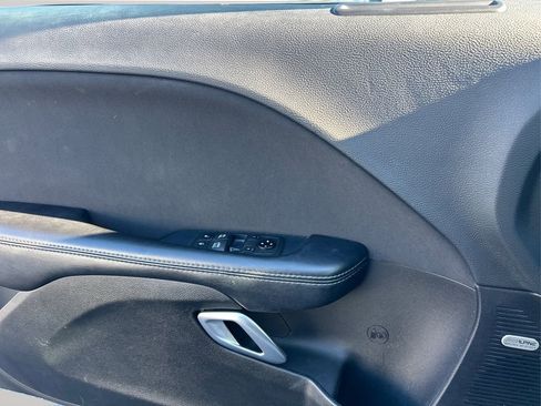 Used 2021 Dodge Challenger R/T w/ Carbon/Suede Interior Package image 18