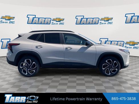New 2026 Chevrolet Trax RS FWD image 9