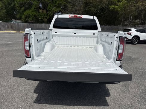 Used 2017 GMC Canyon 2WD Crew Cab w/ Convenience Package image 27