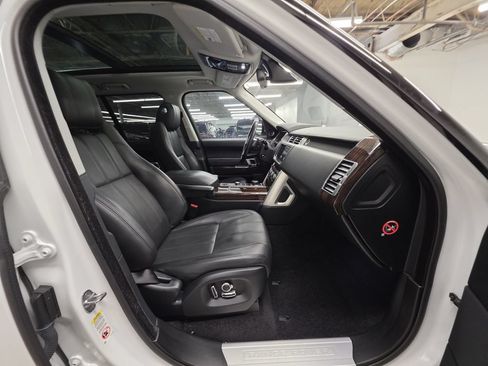 Used 2016 Land Rover Range Rover Supercharged AWD/4WD image 22