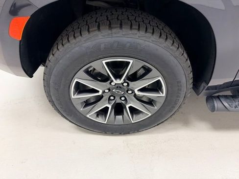 Certified 2022 Chevrolet Tahoe Z71 w/ Luxury Package AWD/4WD image 20