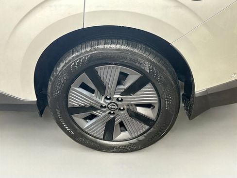 New 2025 Nissan Murano SL image 9