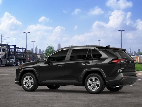 New 2025 Toyota RAV4 XLE image 38