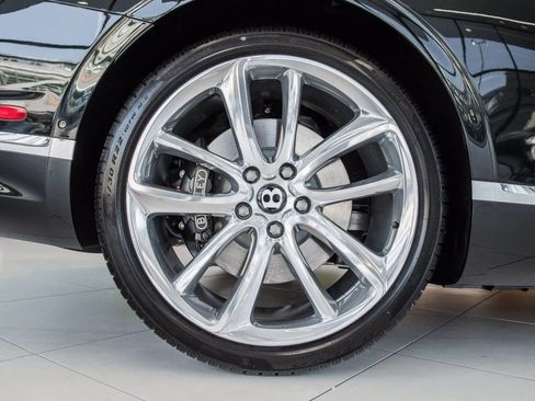 Used 2021 Bentley Continental GT image 34