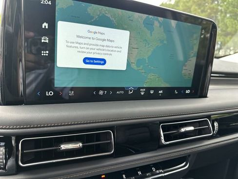 New 2025 Lincoln Aviator AWD image 19