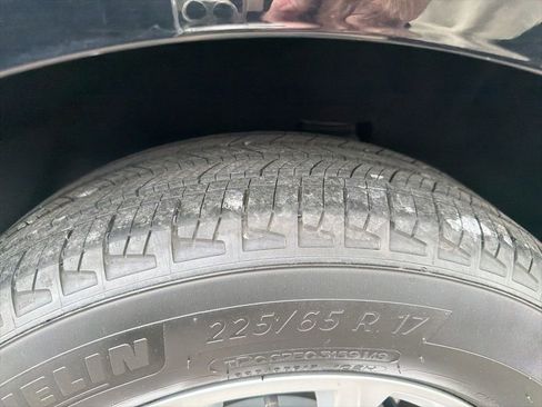 Used 2024 Chevrolet Equinox LT FWD image 12