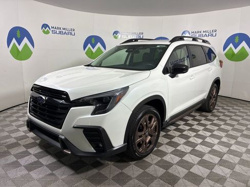 Certified 2025 Subaru Ascent Bronze Edition w/ Popular Package #2 AWD/4WD image 3