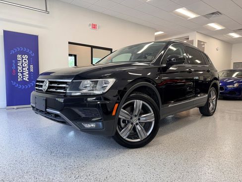 Used 2021 Volkswagen Tiguan SEL w/ 3-Row Tiguan MDO Package image 2