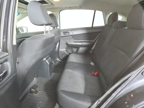 Used 2015 Subaru Crosstrek 2.0i Premium w/ Moonroof Package AWD/4WD image 17