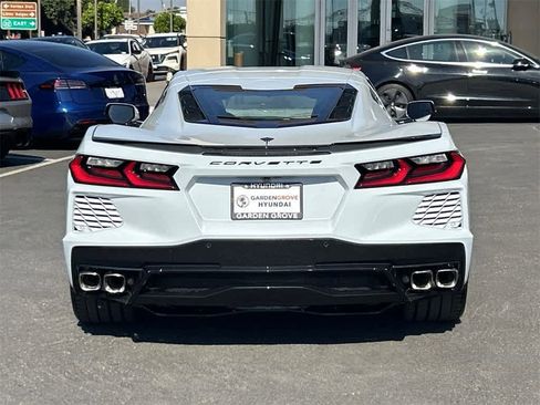 Used 2023 Chevrolet Corvette Stingray Coupe w/ 1LT image 13