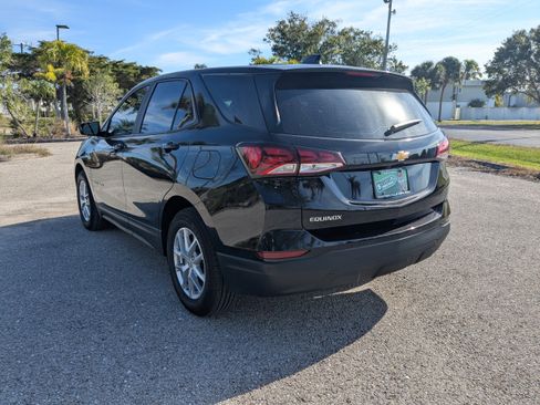 Used 2024 Chevrolet Equinox LS w/ Driver Confidence II Package FWD image 6