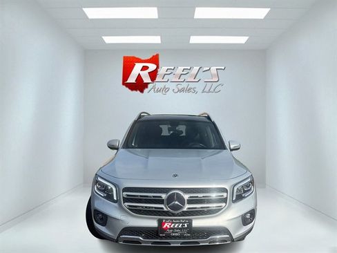 Used 2022 Mercedes-Benz GLB 250 4MATIC image 3