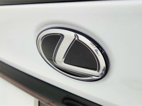 Used 2025 Lexus IS 350 F Sport image 16