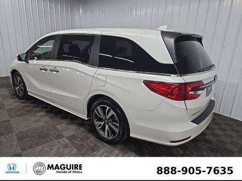 Used 2022 Honda Odyssey Touring image 9