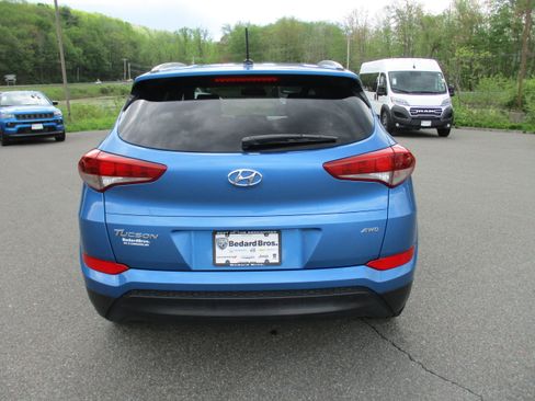 Used 2016 Hyundai Tucson SE w/ Option Group 02 AWD/4WD image 6