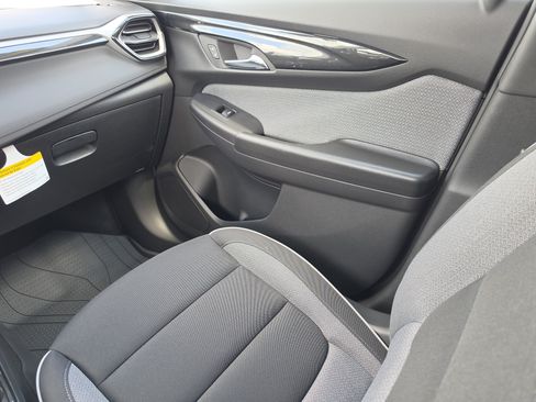 New 2026 Chevrolet TrailBlazer LT w/ Convenience Package FWD image 22