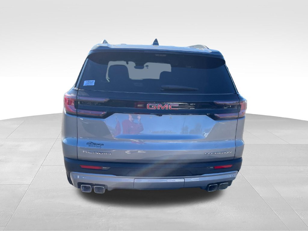Used 2026 GMC Acadia Elevation w/ Elevation Premium Package FWD image 4
