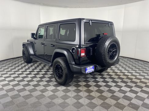 Used 2023 Jeep Wrangler Unlimited Sport AWD/4WD image 8