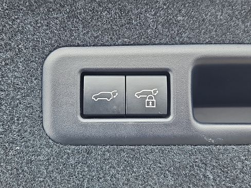 Used 2022 Lexus RX 350L Premium image 14