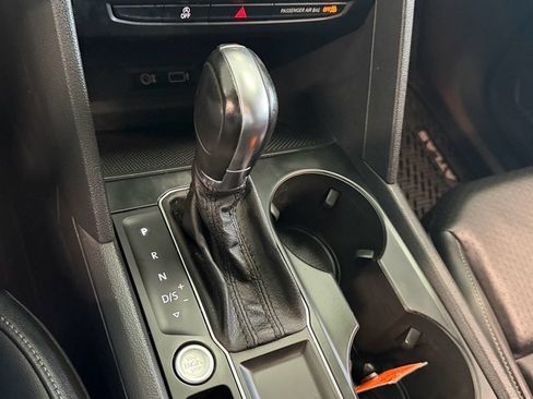 Used 2019 Volkswagen Atlas SE w/ Towing Package FWD image 22