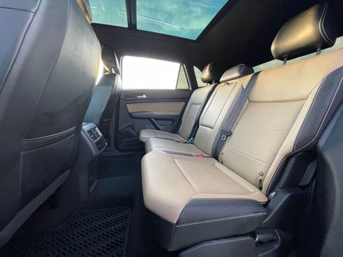 Used 2023 Volkswagen Atlas Cross Sport SEL image 20