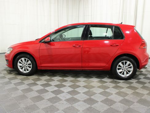 Used 2017 Volkswagen Golf S FWD image 30