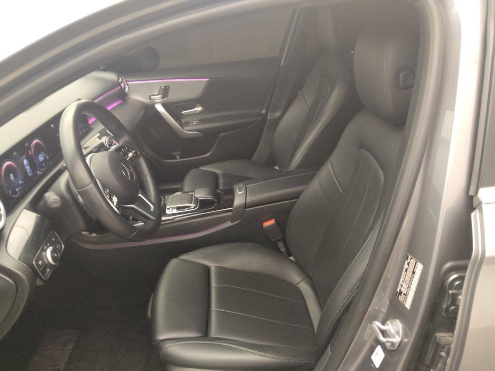 Used 2020 Mercedes-Benz A 220 w/ Premium Package image 17