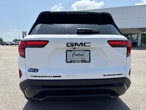 New 2027 GMC Terrain Elevation w/ Elevation Premium Package AWD/4WD image 5