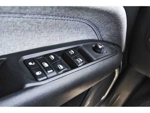 Used 2024 Jeep Compass Latitude AWD/4WD image 19