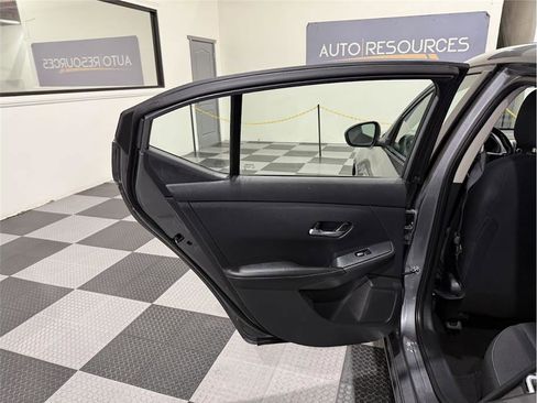 Used 2023 Nissan Sentra SV w/ All-Weather Package image 15