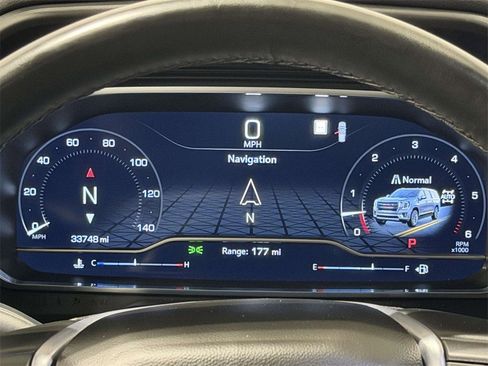 Used 2023 GMC Yukon SLT image 28